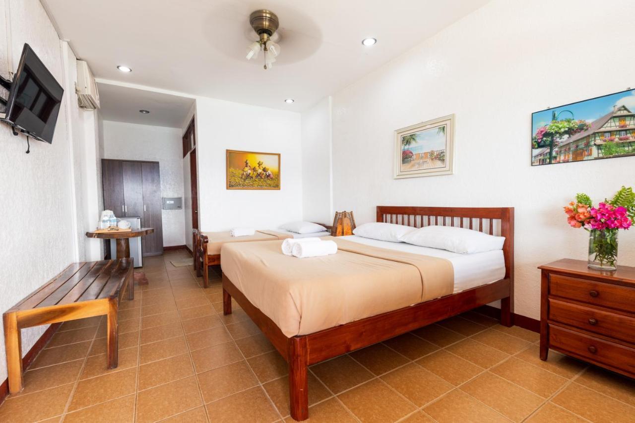 Marina Village Moalboal Dış mekan fotoğraf